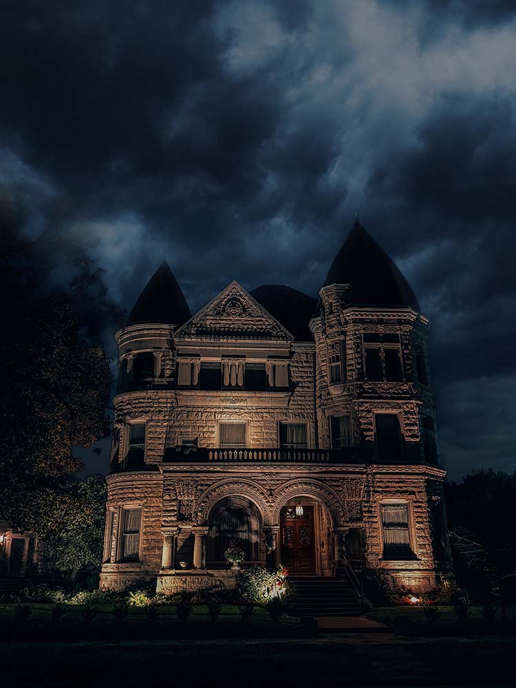 Conrad Caldwell House in Old Louisville on a cloudy evening on a ghost tour by trolley